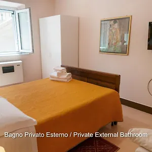 leuforbia-bed-and-breakfast.hotelsalgherosardinia.com/